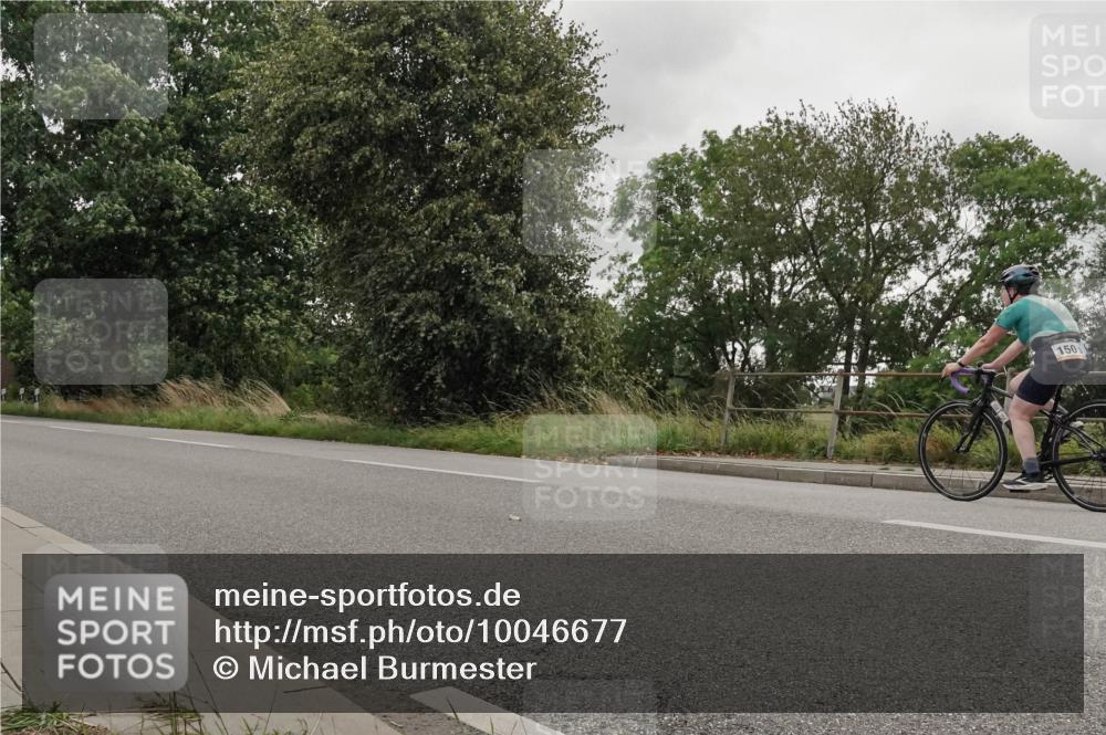 30.08.2026 - Elbe Triathlon Hamburg Michael Burmester http://msf.ph/oto/10046677 30.08.2026 15:39:09 Radfahren  meine-sportfotos.de