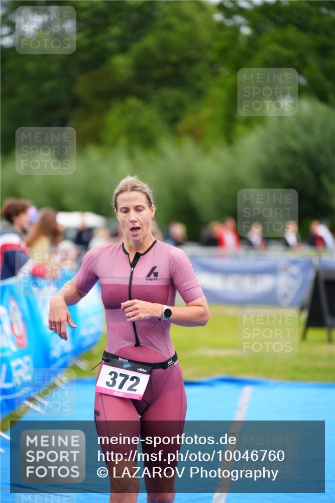 30.08.2026 - Elbe Triathlon Hamburg LAZAROV Photography http://msf.ph/oto/10046760 30.08.2026 10:26:24 Ziel 286, 372 meine-sportfotos.de