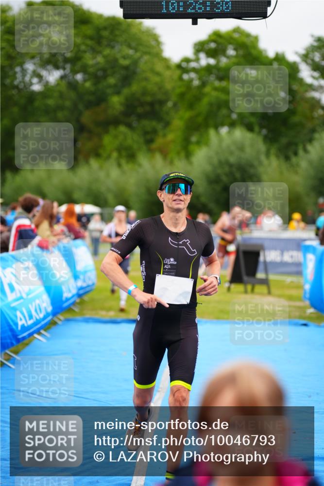 30.08.2026 - Elbe Triathlon Hamburg LAZAROV Photography http://msf.ph/oto/10046793 30.08.2026 10:26:32 Ziel 286, 368 meine-sportfotos.de