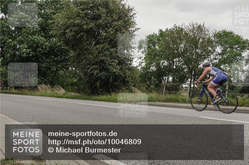 30.08.2026 - Elbe Triathlon Hamburg Michael Burmester http://msf.ph/oto/10046809 30.08.2026 15:40:18 Radfahren  meine-sportfotos.de