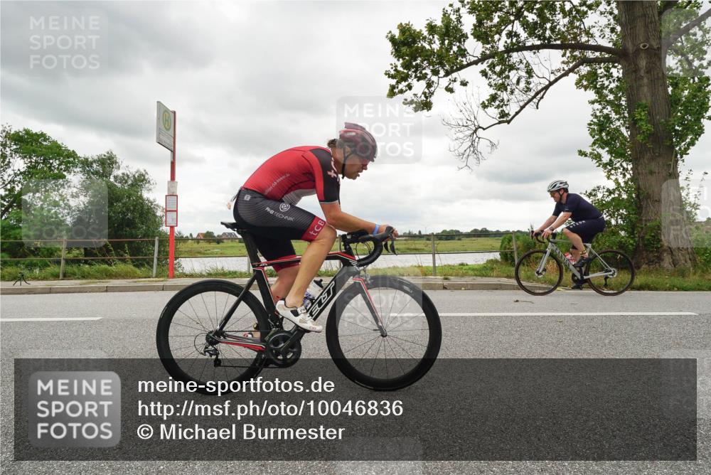 30.08.2026 - Elbe Triathlon Hamburg Michael Burmester http://msf.ph/oto/10046836 30.08.2026 14:52:23 Radfahren  meine-sportfotos.de