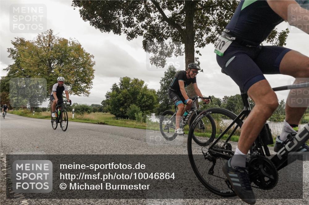30.08.2026 - Elbe Triathlon Hamburg Michael Burmester http://msf.ph/oto/10046864 30.08.2026 09:33:26 Radfahren 266, 279, 498, 520, 570, 715, 718 meine-sportfotos.de