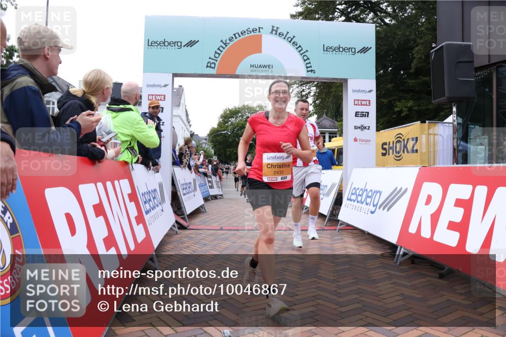 30.08.2026 - Blankeneser Heldenlauf Lena Gebhardt http://msf.ph/oto/10046867 30.08.2026 11:53:21 Ziel 2173, 2186, 2244, 2433, 2790, 2902 meine-sportfotos.de