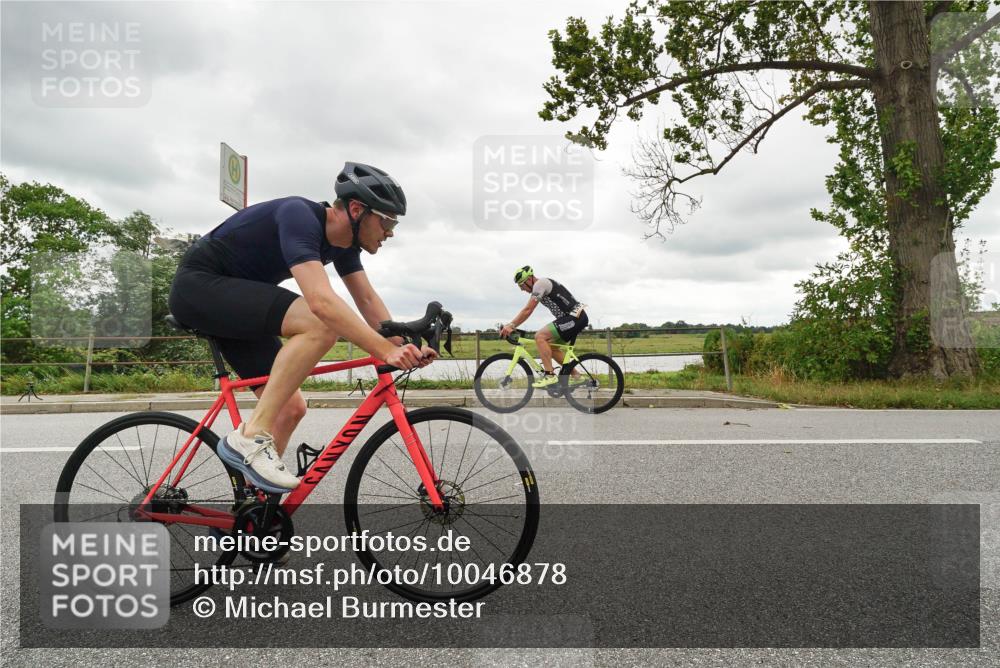 30.08.2026 - Elbe Triathlon Hamburg Michael Burmester http://msf.ph/oto/10046878 30.08.2026 14:52:42 Radfahren 145 meine-sportfotos.de