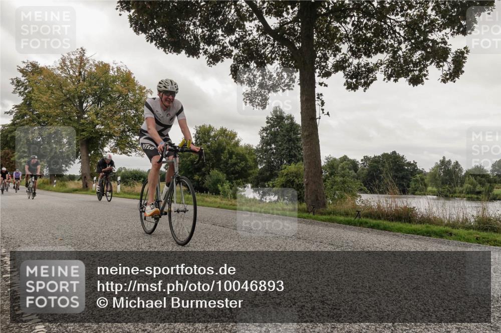 30.08.2026 - Elbe Triathlon Hamburg Michael Burmester http://msf.ph/oto/10046893 30.08.2026 09:33:32 Radfahren 279, 490, 498, 502, 687, 691, 718, 735 meine-sportfotos.de