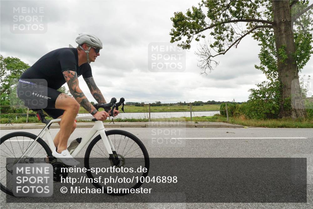 30.08.2026 - Elbe Triathlon Hamburg Michael Burmester http://msf.ph/oto/10046898 30.08.2026 14:52:44 Radfahren 145 meine-sportfotos.de