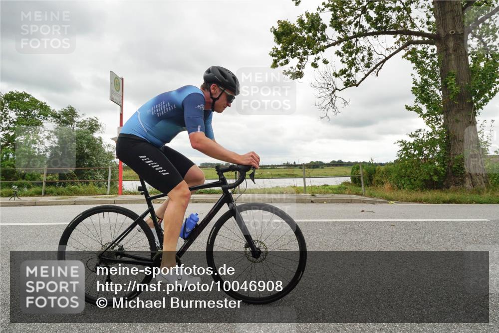 30.08.2026 - Elbe Triathlon Hamburg Michael Burmester http://msf.ph/oto/10046908 30.08.2026 14:52:45 Radfahren 145 meine-sportfotos.de