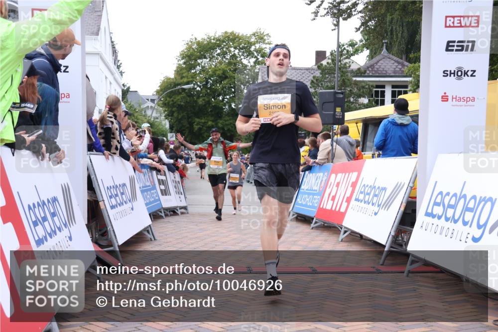 30.08.2026 - Blankeneser Heldenlauf Lena Gebhardt http://msf.ph/oto/10046926 30.08.2026 11:53:24 Ziel 2004, 2173, 2186, 2244, 2404, 2433, 2699 meine-sportfotos.de