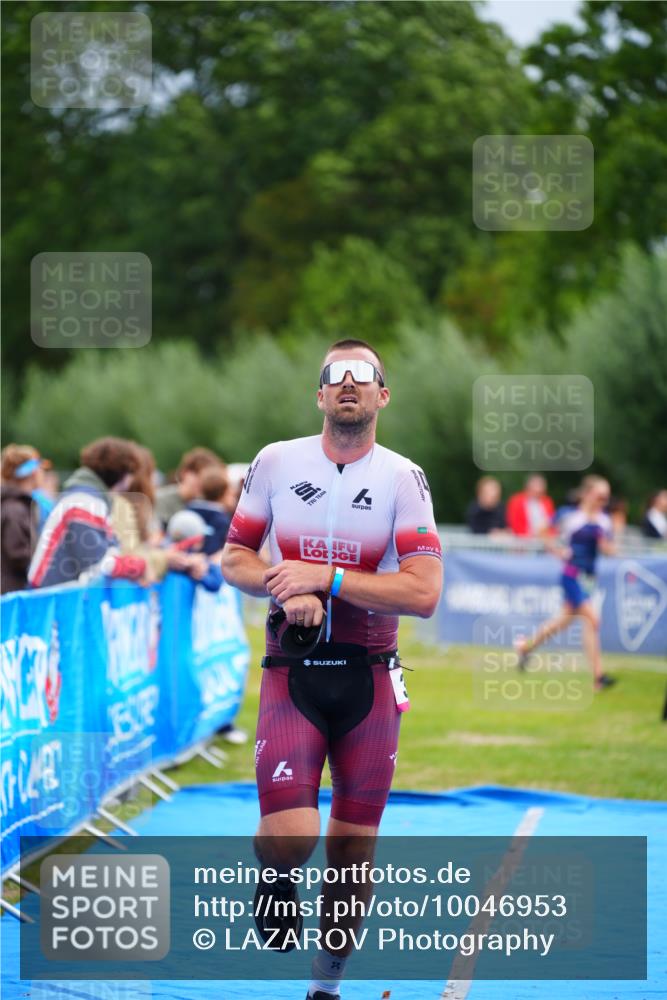 30.08.2026 - Elbe Triathlon Hamburg LAZAROV Photography http://msf.ph/oto/10046953 30.08.2026 10:27:57 Ziel 307 meine-sportfotos.de