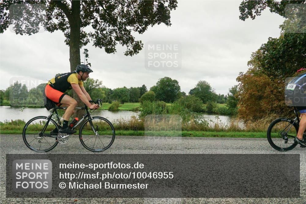 30.08.2026 - Elbe Triathlon Hamburg Michael Burmester http://msf.ph/oto/10046955 30.08.2026 09:26:56 Radfahren 229, 245, 310, 318, 328, 359, 503, 580, 595, 596, 626, 676 meine-sportfotos.de