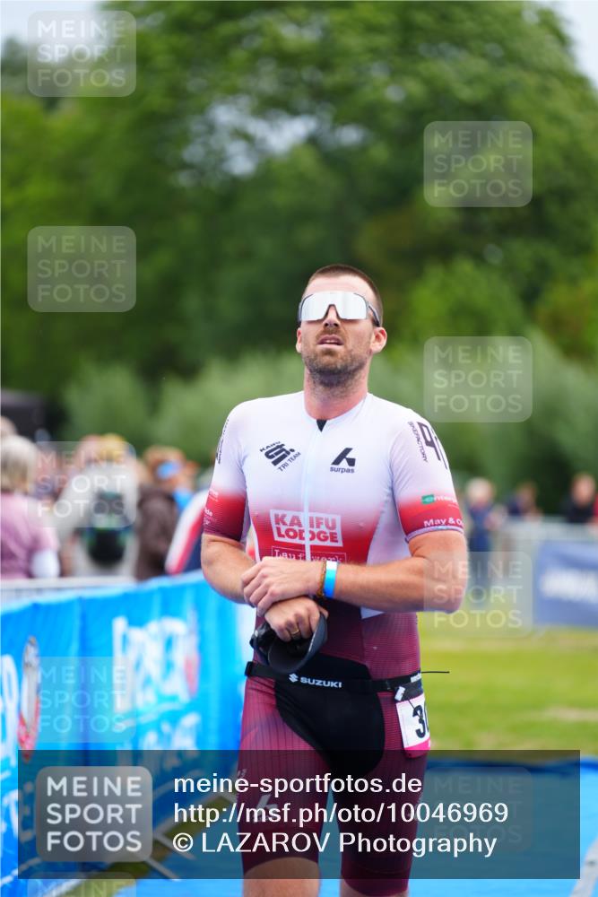 30.08.2026 - Elbe Triathlon Hamburg LAZAROV Photography http://msf.ph/oto/10046969 30.08.2026 10:27:58 Ziel 307 meine-sportfotos.de