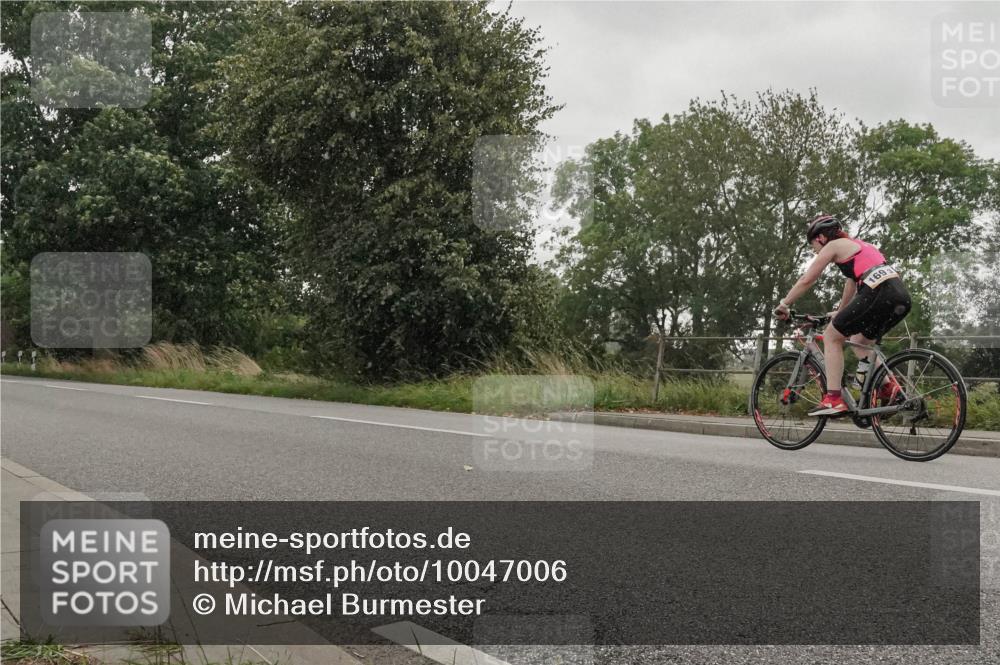 30.08.2026 - Elbe Triathlon Hamburg Michael Burmester http://msf.ph/oto/10047006 30.08.2026 15:42:43 Radfahren  meine-sportfotos.de