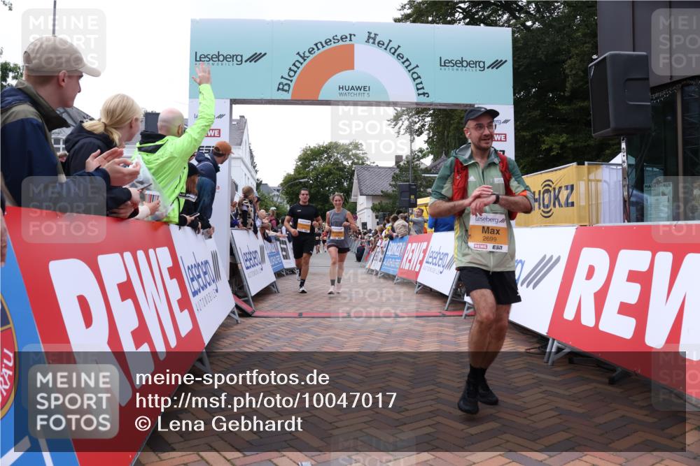 30.08.2026 - Blankeneser Heldenlauf Lena Gebhardt http://msf.ph/oto/10047017 30.08.2026 11:53:27 Ziel 2004, 2173, 2186, 2404, 2433, 2699 meine-sportfotos.de