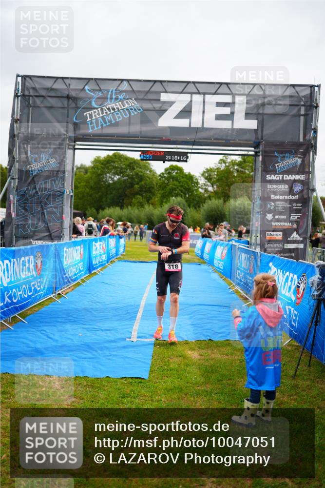 30.08.2026 - Elbe Triathlon Hamburg LAZAROV Photography http://msf.ph/oto/10047051 30.08.2026 10:28:18 Ziel 253, 318 meine-sportfotos.de