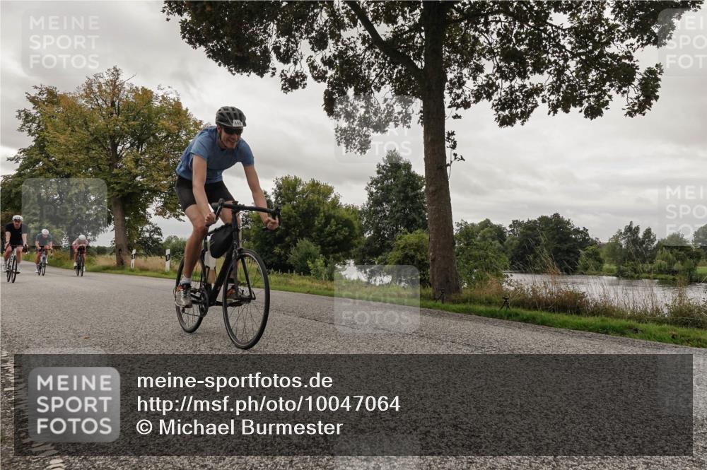 30.08.2026 - Elbe Triathlon Hamburg Michael Burmester http://msf.ph/oto/10047064 30.08.2026 09:34:07 Radfahren 293, 372, 432, 440, 519, 623, 629 meine-sportfotos.de