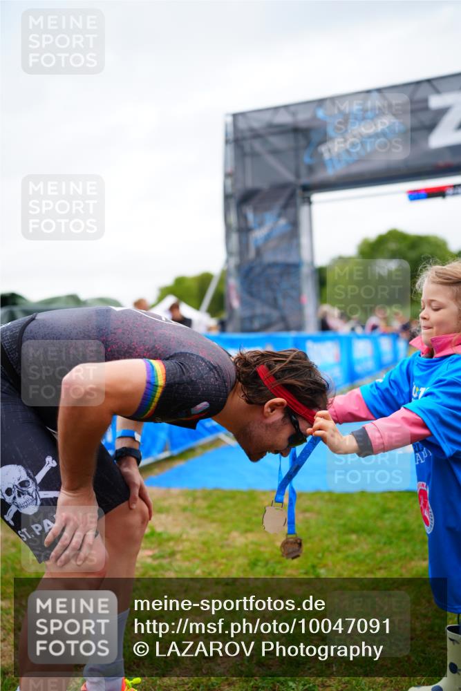 30.08.2026 - Elbe Triathlon Hamburg LAZAROV Photography http://msf.ph/oto/10047091 30.08.2026 10:28:25 Ziel 322 meine-sportfotos.de