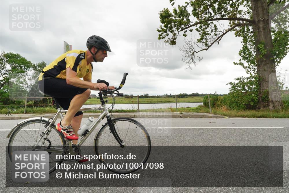 30.08.2026 - Elbe Triathlon Hamburg Michael Burmester http://msf.ph/oto/10047098 30.08.2026 14:54:30 Radfahren 155 meine-sportfotos.de