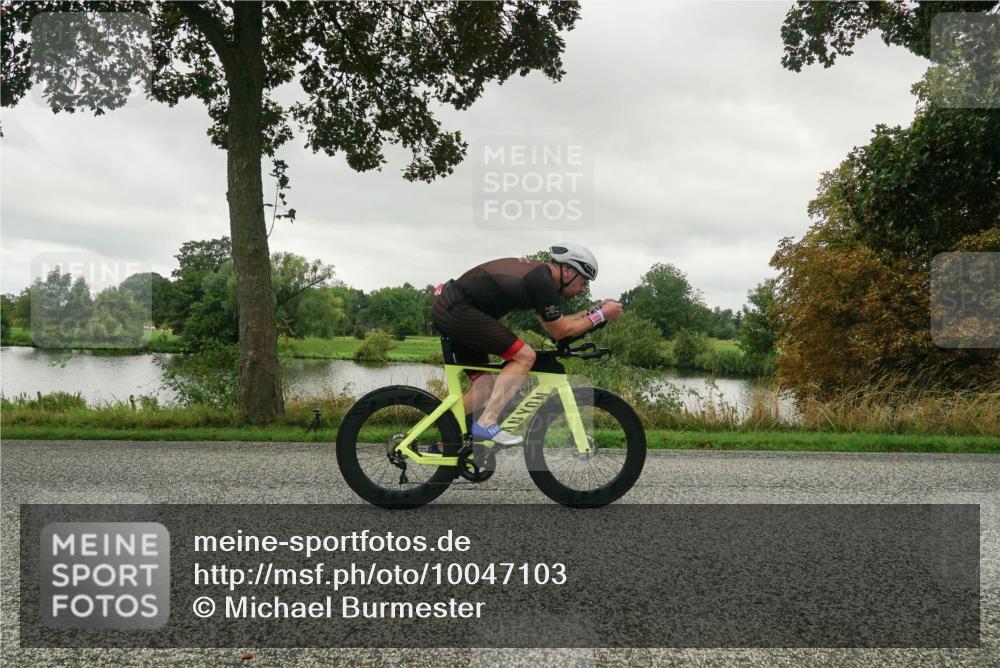 30.08.2026 - Elbe Triathlon Hamburg Michael Burmester http://msf.ph/oto/10047103 30.08.2026 09:27:32 Radfahren 325, 464, 526, 613, 665 meine-sportfotos.de