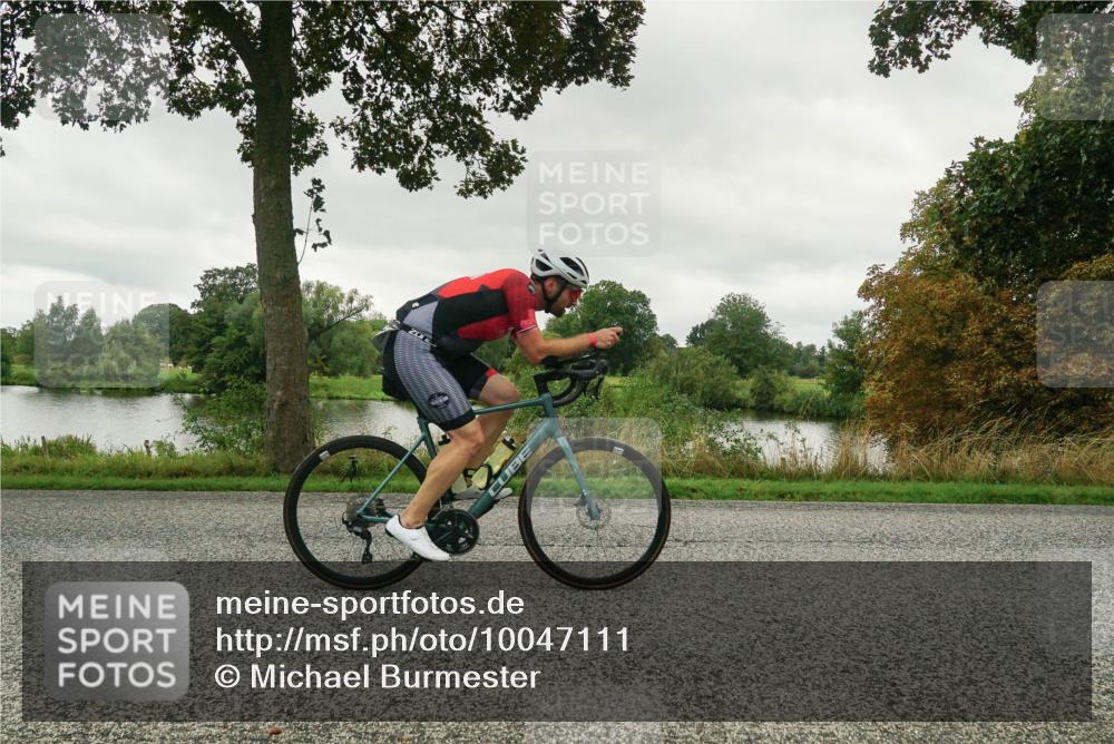 30.08.2026 - Elbe Triathlon Hamburg Michael Burmester http://msf.ph/oto/10047111 30.08.2026 09:27:38 Radfahren 613, 647 meine-sportfotos.de