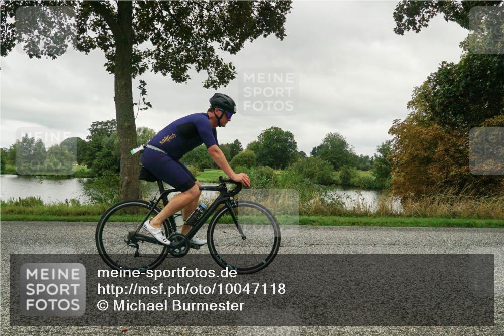 30.08.2026 - Elbe Triathlon Hamburg Michael Burmester http://msf.ph/oto/10047118 30.08.2026 09:27:40 Radfahren 613, 647 meine-sportfotos.de