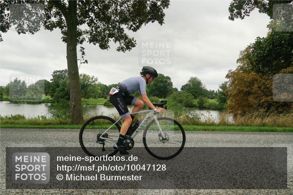 30.08.2026 - Elbe Triathlon Hamburg Michael Burmester http://msf.ph/oto/10047128 30.08.2026 09:27:50 Radfahren 275, 340, 366 meine-sportfotos.de