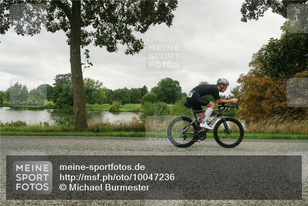 30.08.2026 - Elbe Triathlon Hamburg Michael Burmester http://msf.ph/oto/10047236 30.08.2026 09:28:09 Radfahren 215, 235, 253, 374, 534, 590, 698, 731 meine-sportfotos.de