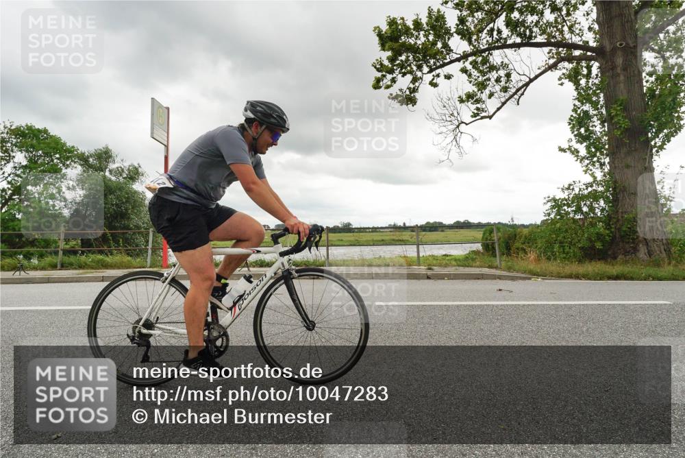 30.08.2026 - Elbe Triathlon Hamburg Michael Burmester http://msf.ph/oto/10047283 30.08.2026 14:55:51 Radfahren 141 meine-sportfotos.de