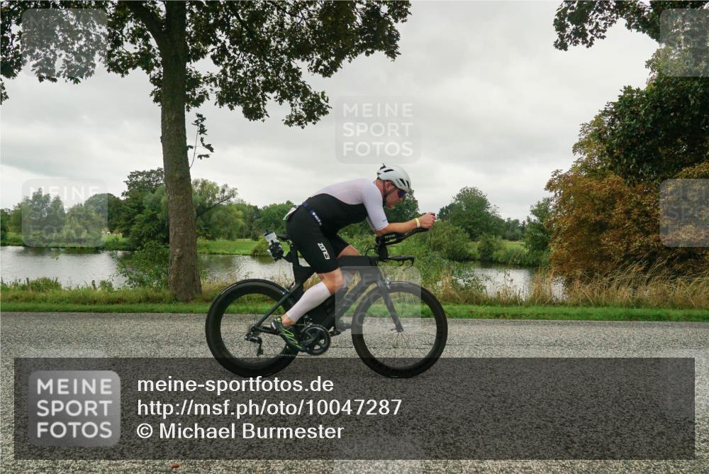 30.08.2026 - Elbe Triathlon Hamburg Michael Burmester http://msf.ph/oto/10047287 30.08.2026 09:28:18 Radfahren 235, 558, 563, 569, 741, 976 meine-sportfotos.de