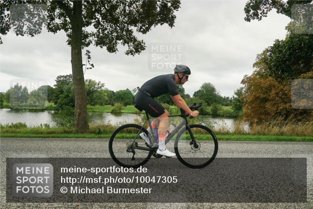 30.08.2026 - Elbe Triathlon Hamburg Michael Burmester http://msf.ph/oto/10047305 30.08.2026 09:28:20 Radfahren 558, 563, 569, 638, 741, 976 meine-sportfotos.de