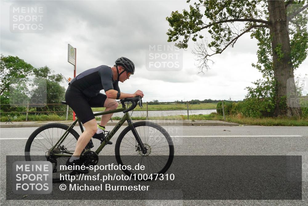30.08.2026 - Elbe Triathlon Hamburg Michael Burmester http://msf.ph/oto/10047310 30.08.2026 14:56:04 Radfahren 170, 177 meine-sportfotos.de