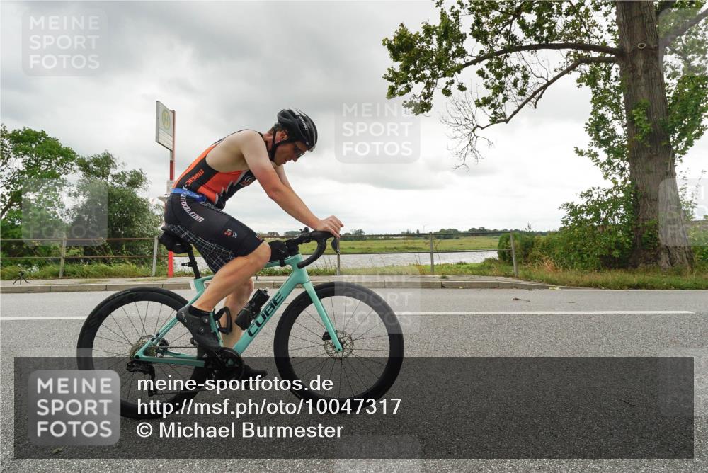 30.08.2026 - Elbe Triathlon Hamburg Michael Burmester http://msf.ph/oto/10047317 30.08.2026 14:56:06 Radfahren 170 meine-sportfotos.de