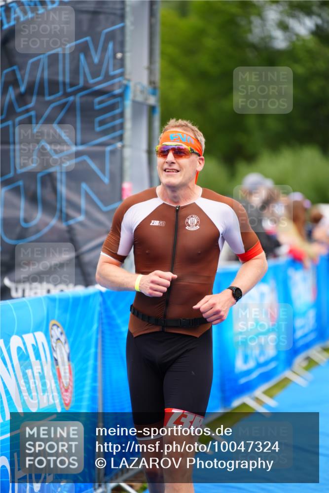 30.08.2026 - Elbe Triathlon Hamburg LAZAROV Photography http://msf.ph/oto/10047324 30.08.2026 10:29:40 Ziel 236, 310, 351 meine-sportfotos.de