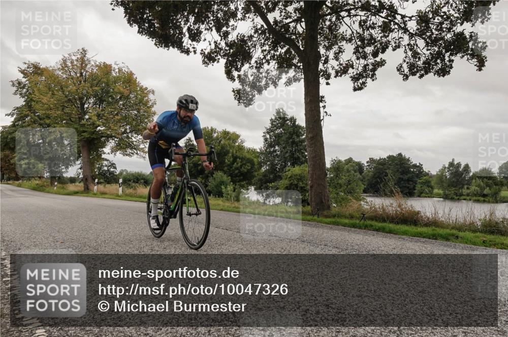 30.08.2026 - Elbe Triathlon Hamburg Michael Burmester http://msf.ph/oto/10047326 30.08.2026 09:35:19 Radfahren 496, 659, 686, 714, 716 meine-sportfotos.de