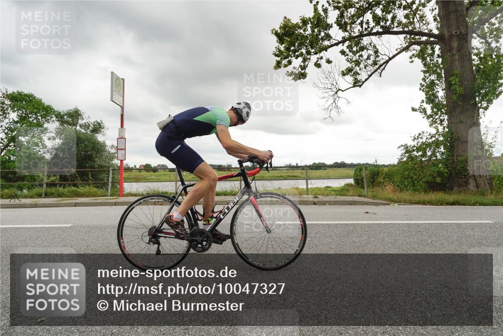 30.08.2026 - Elbe Triathlon Hamburg Michael Burmester http://msf.ph/oto/10047327 30.08.2026 14:56:08 Radfahren 170 meine-sportfotos.de