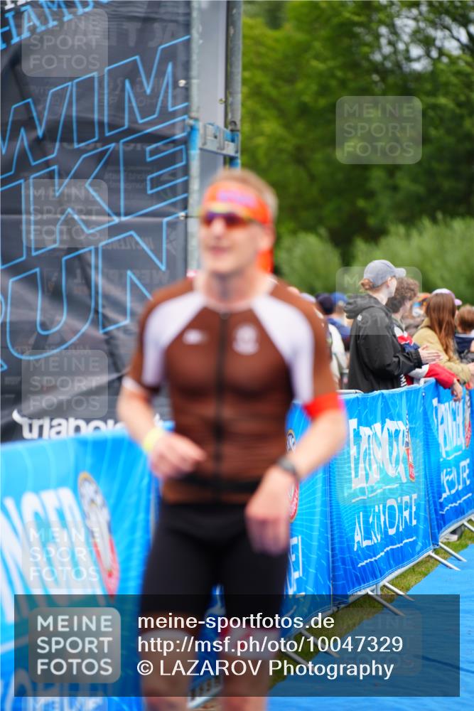 30.08.2026 - Elbe Triathlon Hamburg LAZAROV Photography http://msf.ph/oto/10047329 30.08.2026 10:29:40 Ziel 236, 310, 351 meine-sportfotos.de