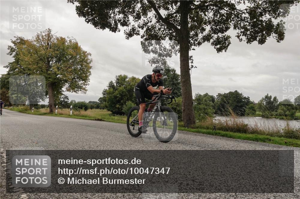 30.08.2026 - Elbe Triathlon Hamburg Michael Burmester http://msf.ph/oto/10047347 30.08.2026 09:35:24 Radfahren 411, 496, 659, 716 meine-sportfotos.de