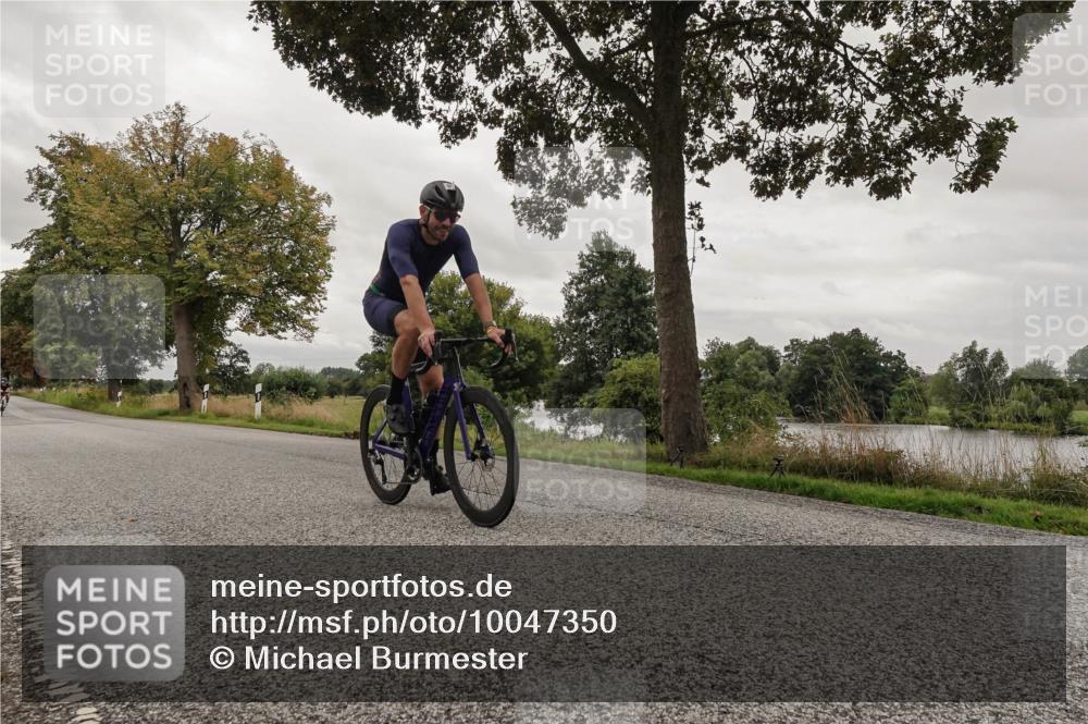 30.08.2026 - Elbe Triathlon Hamburg Michael Burmester http://msf.ph/oto/10047350 30.08.2026 09:35:27 Radfahren 411, 582, 659 meine-sportfotos.de