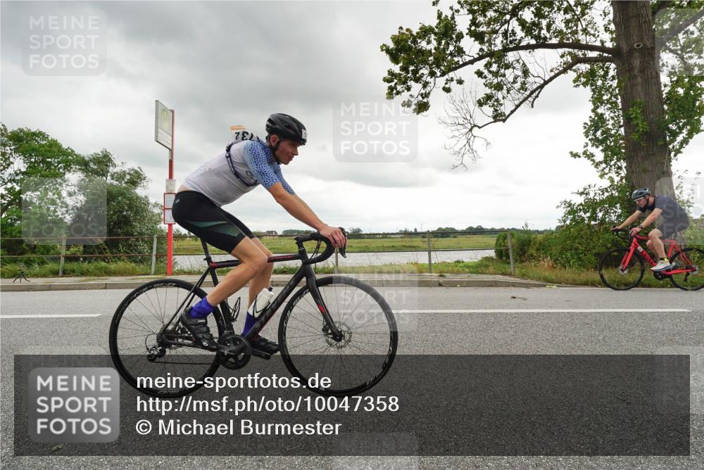 30.08.2026 - Elbe Triathlon Hamburg Michael Burmester http://msf.ph/oto/10047358 30.08.2026 14:56:25 Radfahren  meine-sportfotos.de