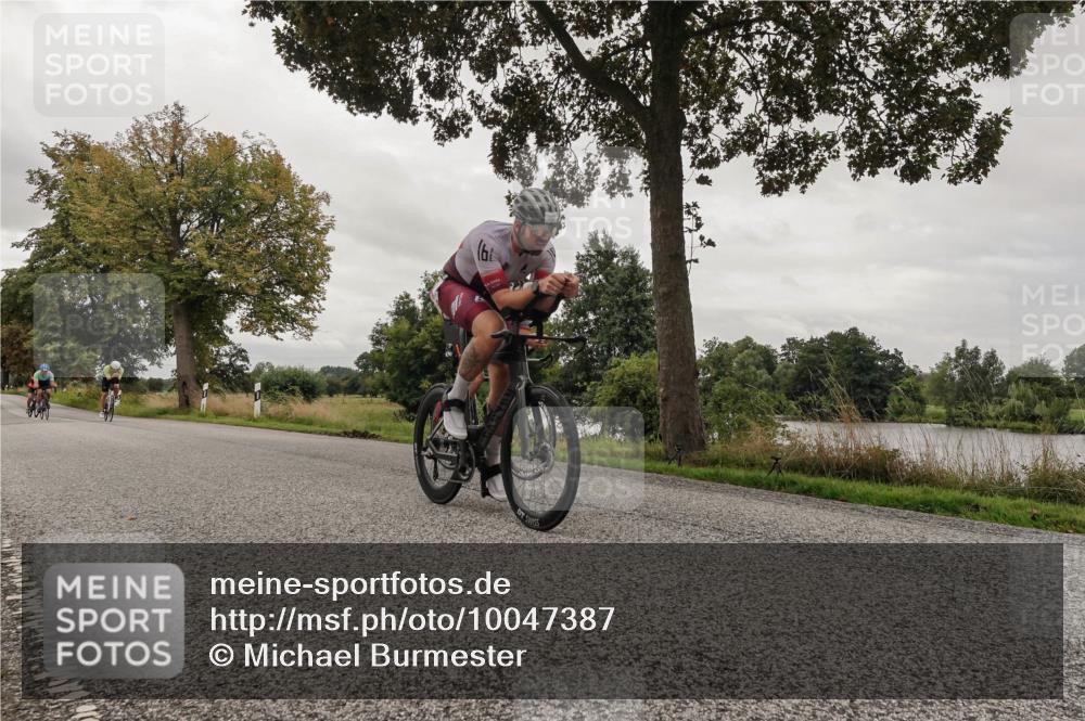 30.08.2026 - Elbe Triathlon Hamburg Michael Burmester http://msf.ph/oto/10047387 30.08.2026 09:35:42 Radfahren 307, 458, 476, 479, 587, 705, 763, 786, 790 meine-sportfotos.de
