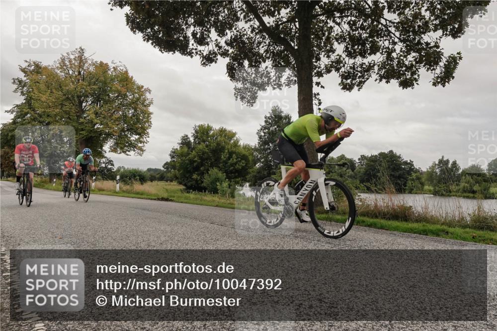 30.08.2026 - Elbe Triathlon Hamburg Michael Burmester http://msf.ph/oto/10047392 30.08.2026 09:35:44 Radfahren 307, 458, 476, 479, 587, 680, 705, 786, 790, 1895 meine-sportfotos.de