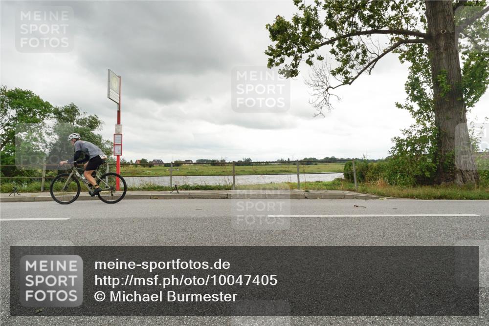 30.08.2026 - Elbe Triathlon Hamburg Michael Burmester http://msf.ph/oto/10047405 30.08.2026 14:56:39 Radfahren  meine-sportfotos.de