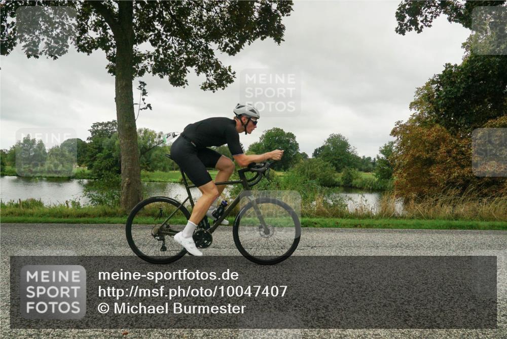 30.08.2026 - Elbe Triathlon Hamburg Michael Burmester http://msf.ph/oto/10047407 30.08.2026 09:29:04 Radfahren 315, 394, 459, 528, 656 meine-sportfotos.de