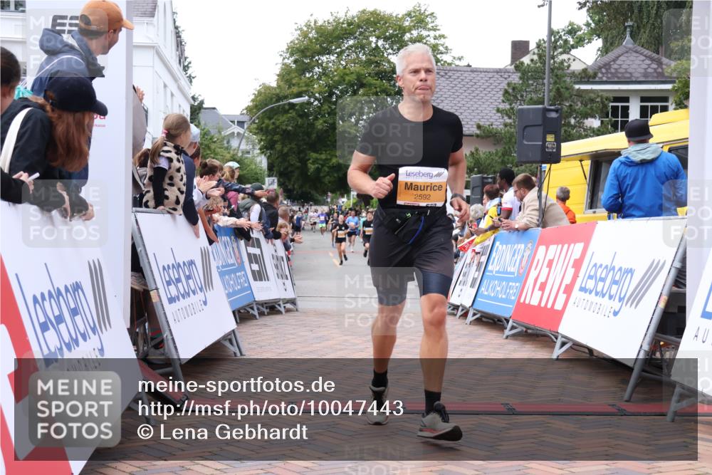 30.08.2026 - Blankeneser Heldenlauf Lena Gebhardt http://msf.ph/oto/10047443 30.08.2026 11:53:53 Ziel 2592, 2851, 2862 meine-sportfotos.de