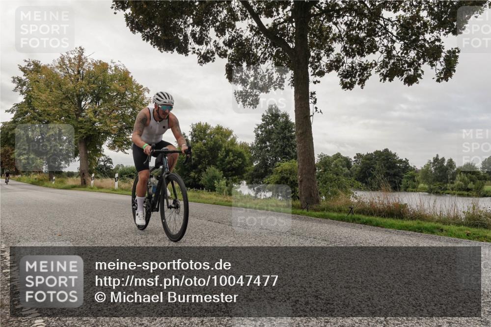 30.08.2026 - Elbe Triathlon Hamburg Michael Burmester http://msf.ph/oto/10047477 30.08.2026 09:36:25 Radfahren 419, 525 meine-sportfotos.de