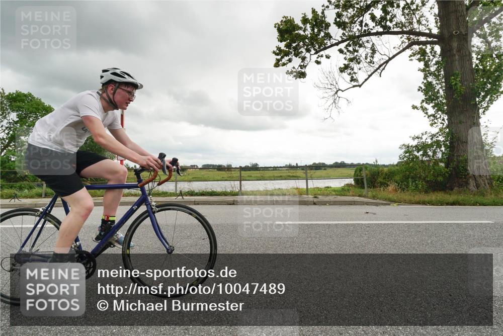 30.08.2026 - Elbe Triathlon Hamburg Michael Burmester http://msf.ph/oto/10047489 30.08.2026 14:57:31 Radfahren  meine-sportfotos.de