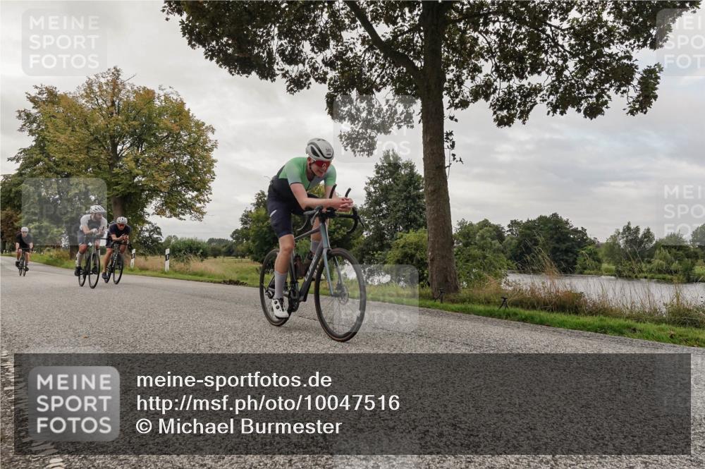 30.08.2026 - Elbe Triathlon Hamburg Michael Burmester http://msf.ph/oto/10047516 30.08.2026 09:37:00 Radfahren 254, 457, 470, 565, 609, 634, 648 meine-sportfotos.de