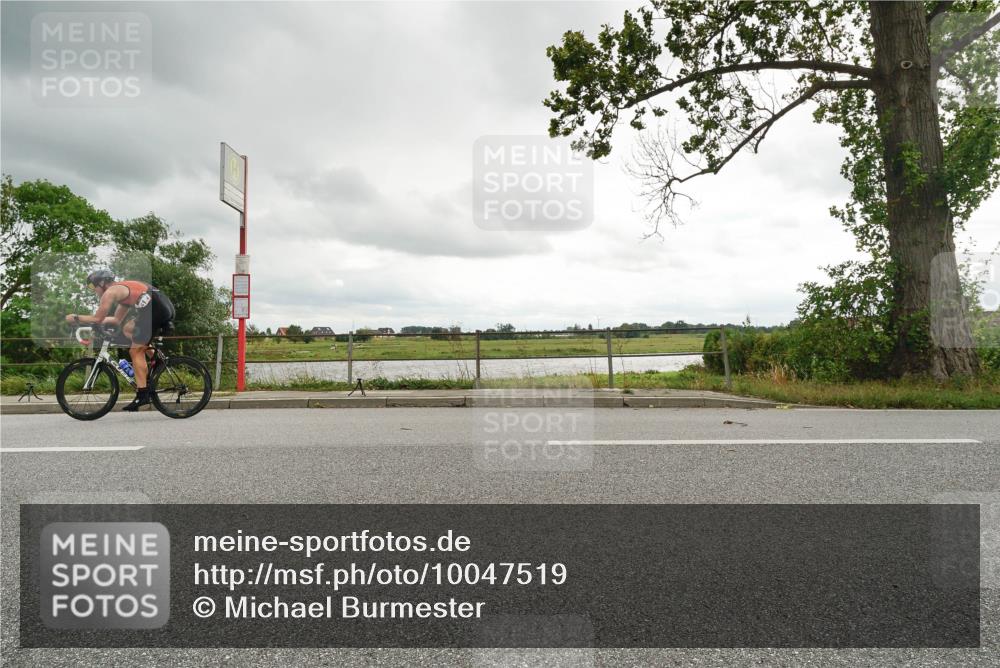 30.08.2026 - Elbe Triathlon Hamburg Michael Burmester http://msf.ph/oto/10047519 30.08.2026 14:57:50 Radfahren  meine-sportfotos.de