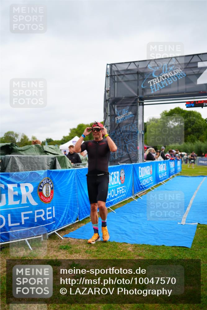 30.08.2026 - Elbe Triathlon Hamburg LAZAROV Photography http://msf.ph/oto/10047570 30.08.2026 10:30:48 Ziel 270 meine-sportfotos.de