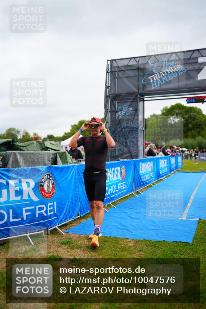 30.08.2026 - Elbe Triathlon Hamburg LAZAROV Photography http://msf.ph/oto/10047576 30.08.2026 10:30:48 Ziel 270 meine-sportfotos.de