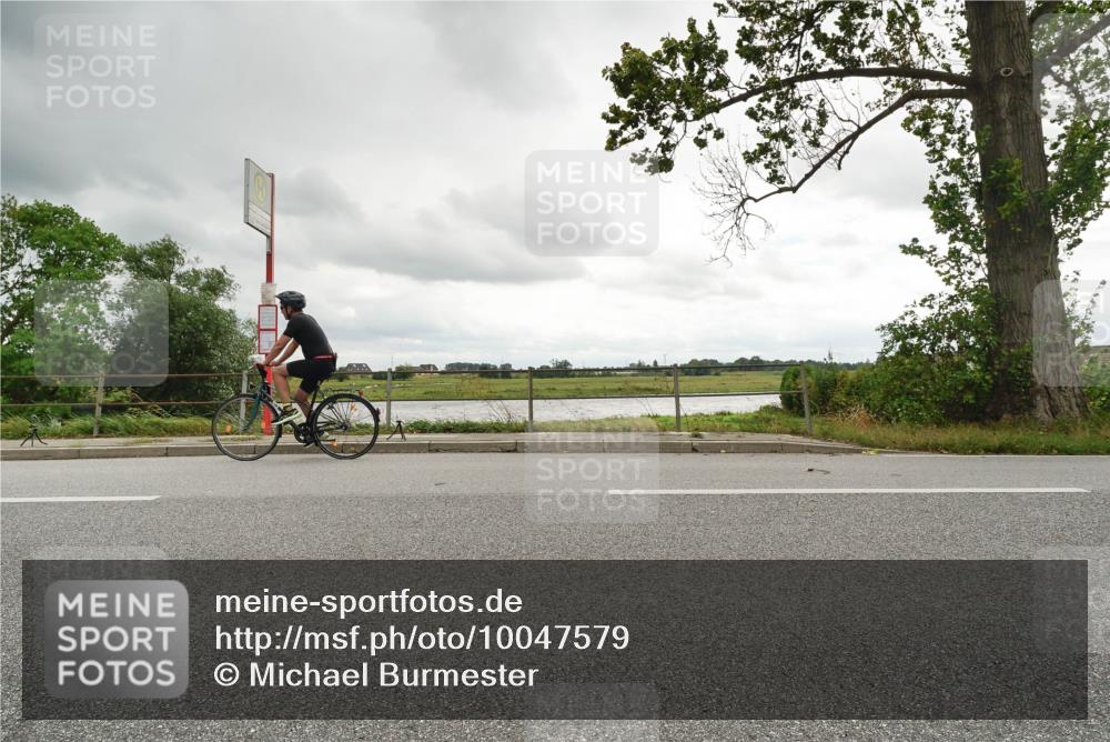 30.08.2026 - Elbe Triathlon Hamburg Michael Burmester http://msf.ph/oto/10047579 30.08.2026 14:58:13 Radfahren  meine-sportfotos.de
